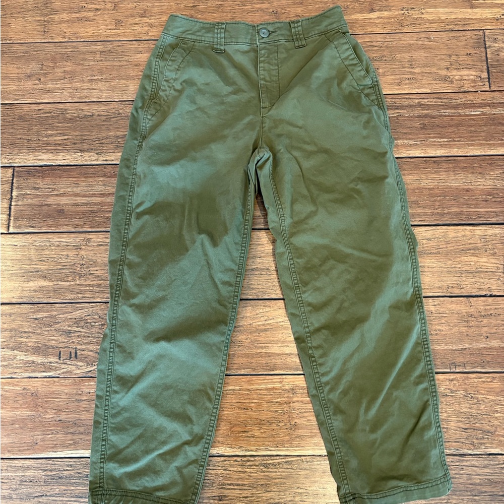 Old Navy Women's Olive Green Cropped Pants